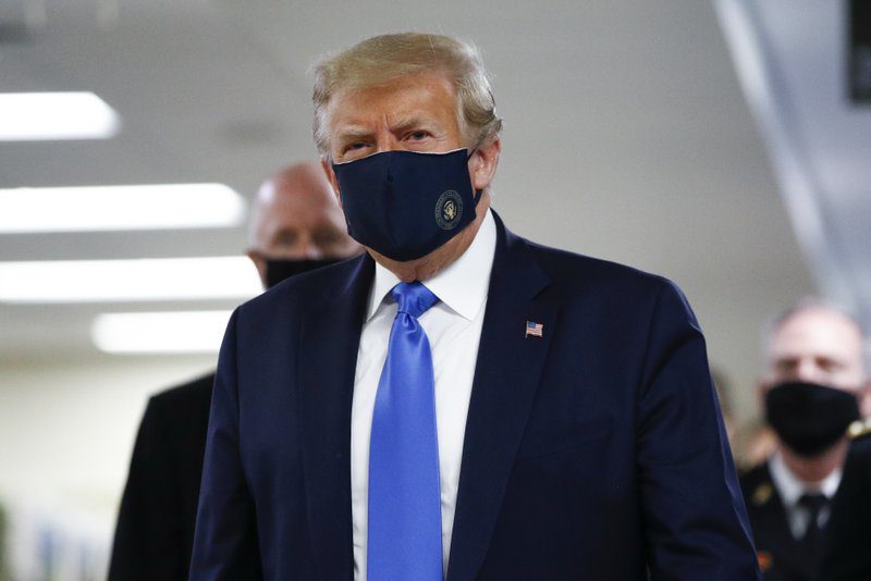 Trump wears mask in public for first time during pandemic